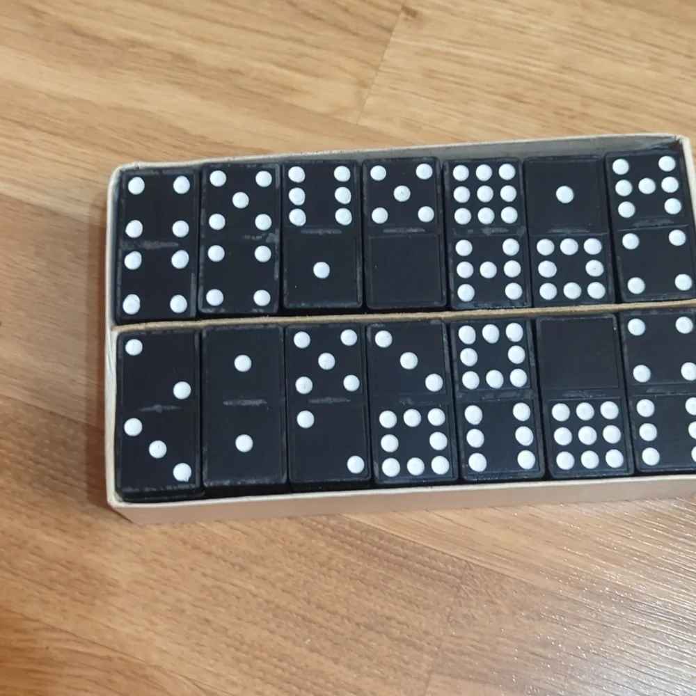 Vintage Dominoes Double Nine‎